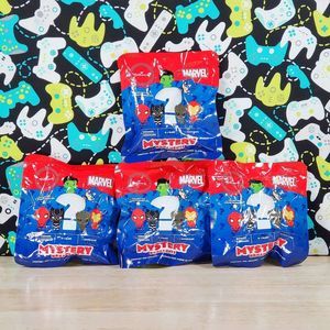 Hallmark Mystery Christmas Ornament Blind Bag Marvel Superheroes New